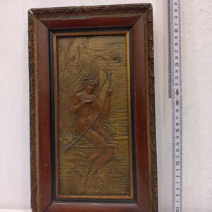 Antike Plakette mit dem Titel "Le Nid"