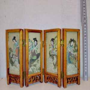 . Chinesischer Tisch Paravent